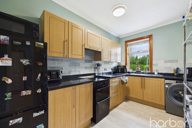 611 Carntyne Road, Carntyne, Glasgow photo 4