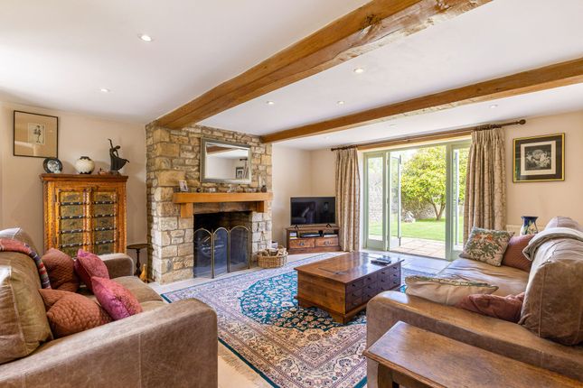 Isbourne, Millhampost Barn, Cheltenham photo 4