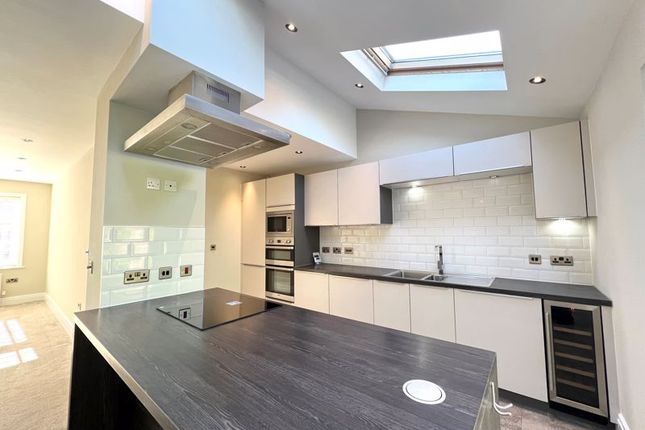 5, Manor Road, Manchester photo 2