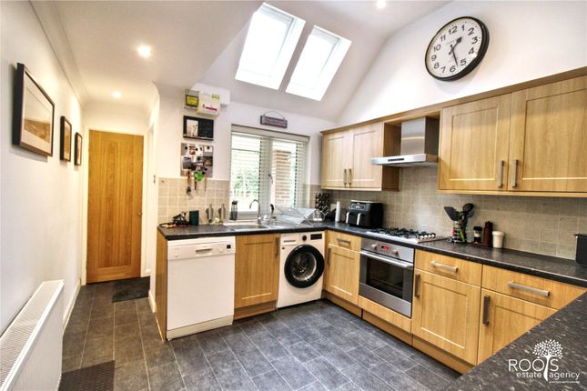 9, Caunter Road, Newbury photo 3