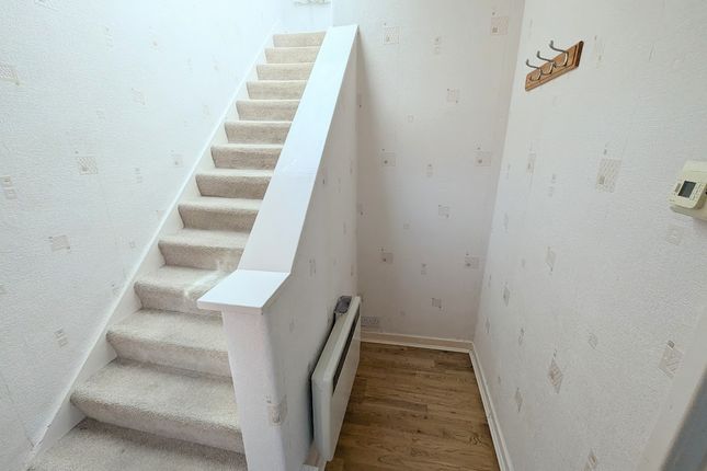 13, Ashfield Drive, Dumfries photo 2