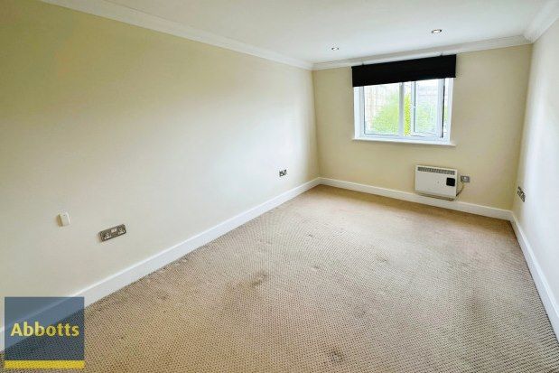 Flat to rent in New Street, Chelmsford