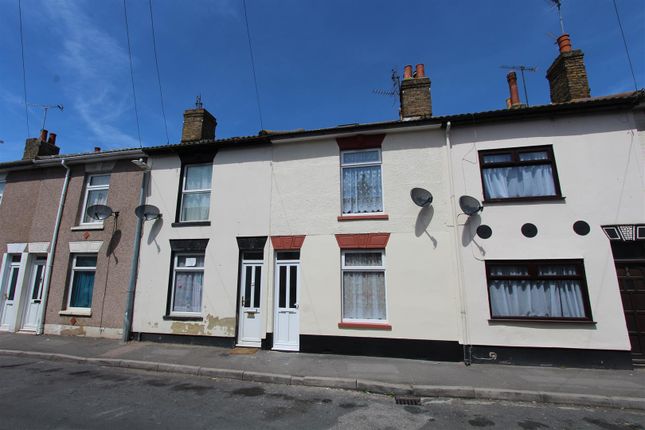 Terraced house to rent in Alma Street, Sheerness, Kent
