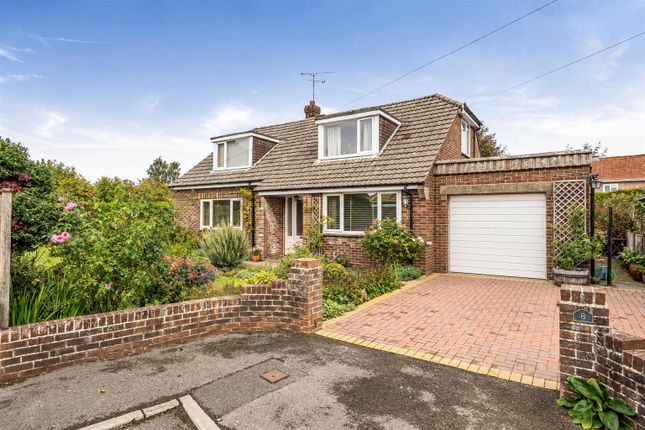 8, White Cliff Gardens, Blandford Forum photo 2