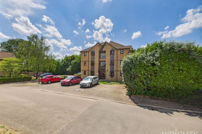 Studio flat on 31, Andrewsfield, Welwyn Garden City, £120,000
