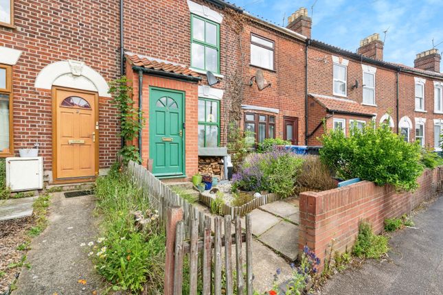 Thumbnail Terraced house for sale in Silver Street, Norwich