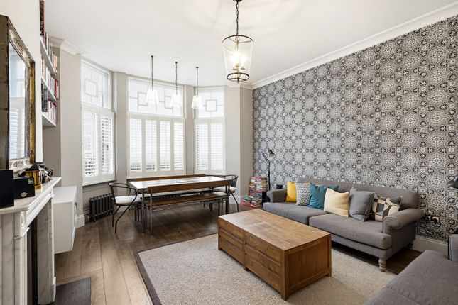 109, Montagu Mansions, London photo 2