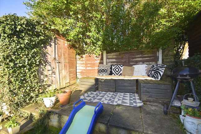 63 New Street, High Peak photo 4