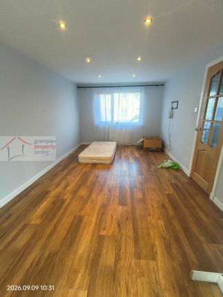 35 Anderson Drive, Elgin photo 4