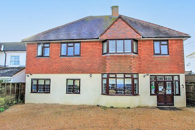 114 Hastings Road photo 3