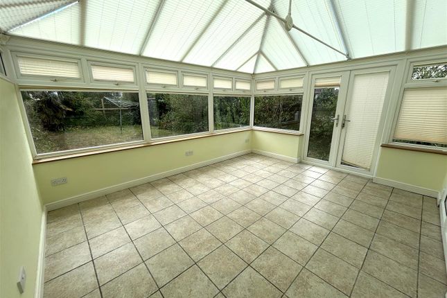 5, Seneschall Park, Helston photo 4