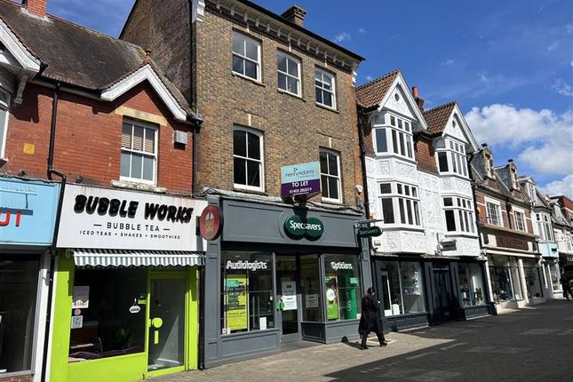 Retail premises to let in 57 West Street, Horsham