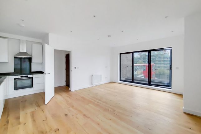 348, Dollis Hill Lane, London photo 3