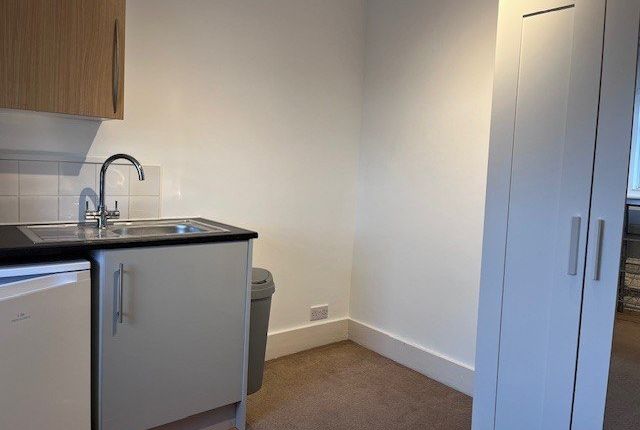 6@124a, West End Lane, West Hampstead photo 4