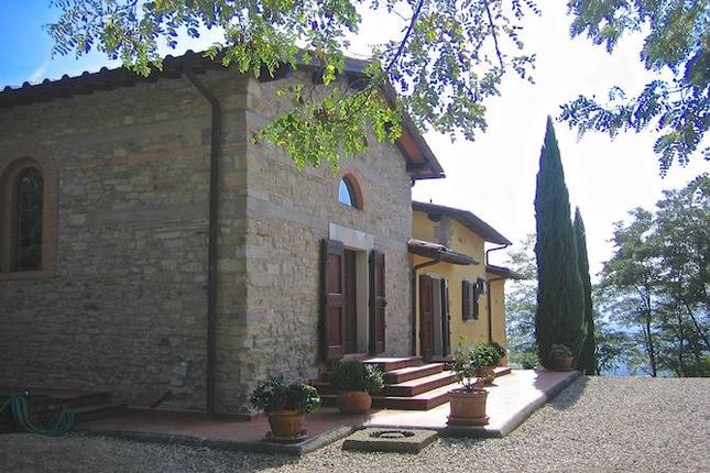 Country house for sale in Via Giovanni Malesci, Vicchio, Toscana