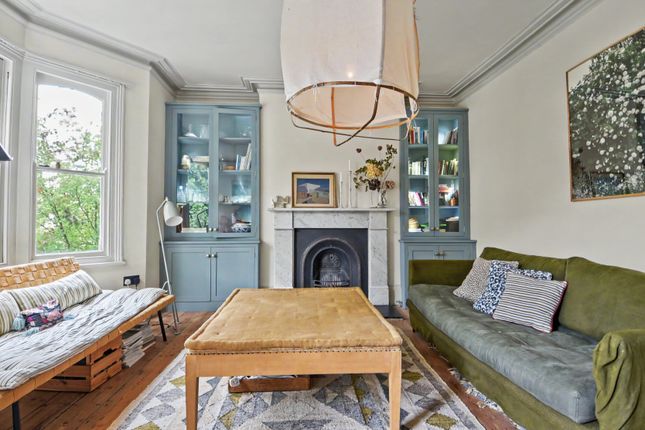 35, Warrender Road, Tufnell Park, London photo 4