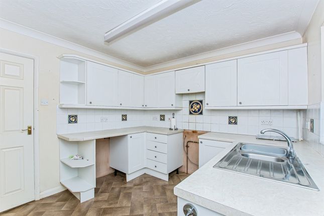 19, St. Edmunds Drive, Wisbech photo 2