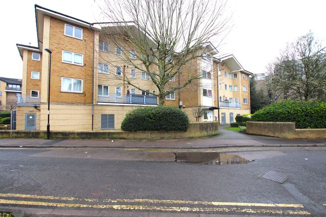 Thumbnail Flat to rent in Woburn Road, Croydon