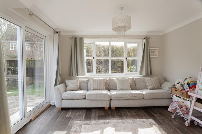 1, Paddock Close, Dorking photo 2
