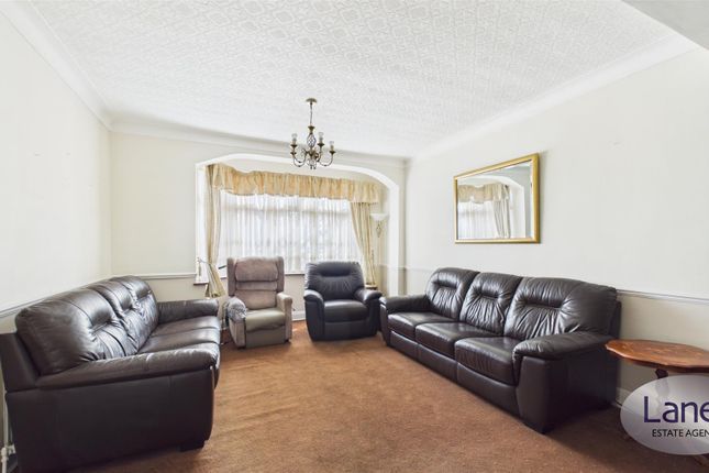 303, Willow Road, Enfield photo 3