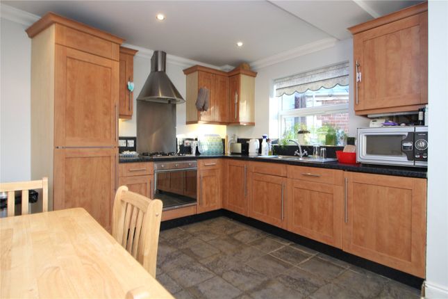 2 The Acorns, 94, Everton Road, Hordle photo 3