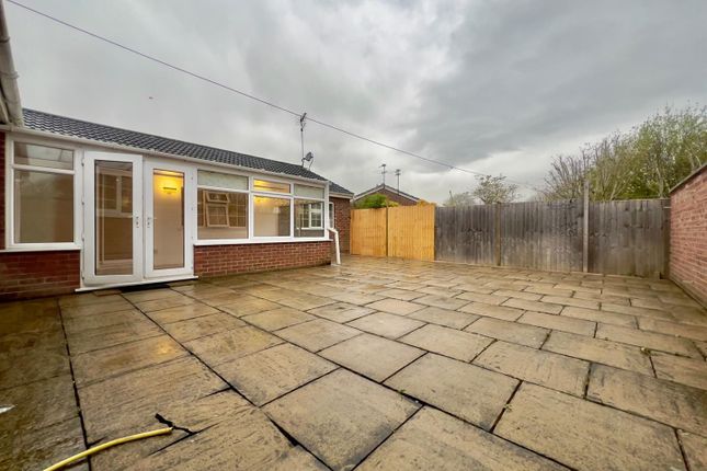 Detached bungalow to rent in Wheatland Close, Oadby, Leicester