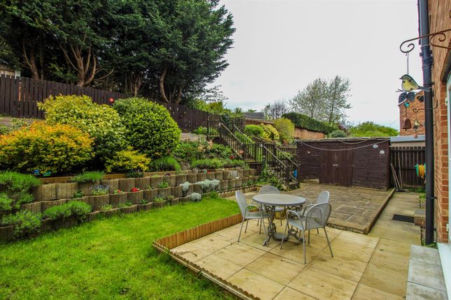 7, Watering Meadow, Leeds photo 2