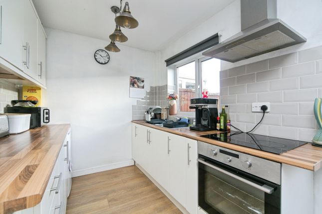 4, Fron Uchaf, Colwyn Bay photo 4