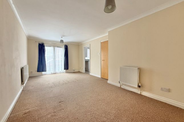 57, Chandlers Walk, Exeter photo 2