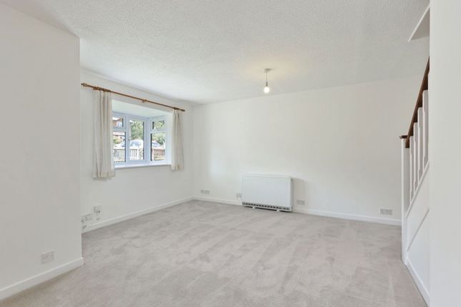 14, Robinwood Drive, Sevenoaks photo 4