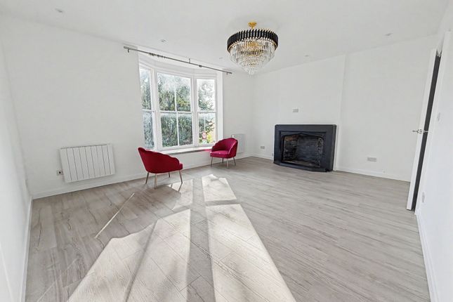10 Fore Street, Tiverton photo 2