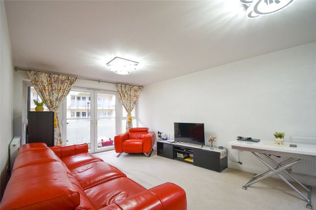 Hinds Court, Flat 1,, Perkins Gardens, Uxbridge photo 2