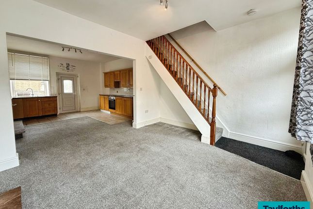 49 Skipton Road, Barnoldswick photo 3