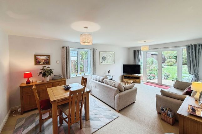 Flat 2, Heritage Grange, 77, Salterton Road, Devon photo 2