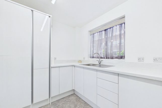 7, Richmond Court, Paignton photo 3
