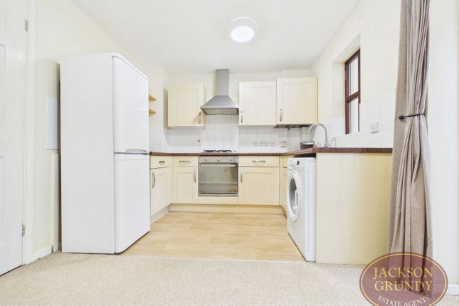 4, Greeves Close, Northampton photo 2