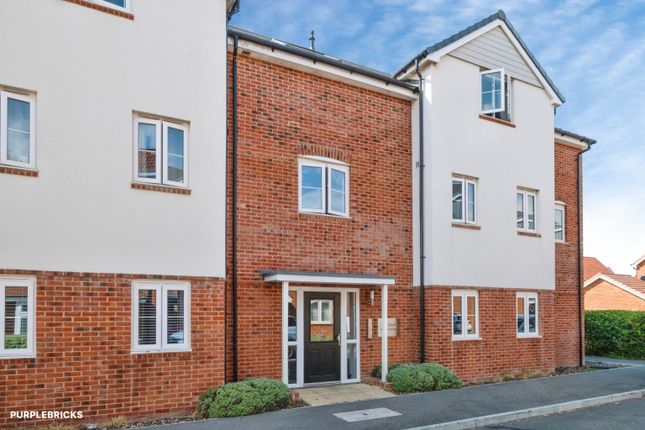 2-bed flat on Flat 1/Oat Court, 4 Wheat Gardens, Yapton, Arundel, £80,500
