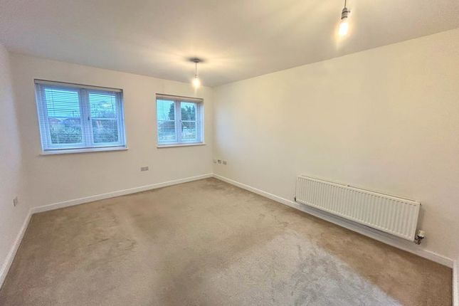 24, Trevelyan Close, Newcastle Upon Tyne photo 2