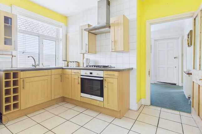 10, Erroll Road, Hove photo 3