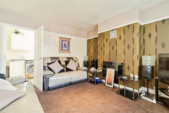 162, Hetton Road, Leeds photo 5