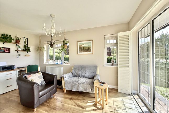 49, Deneside, Eastbourne photo 4