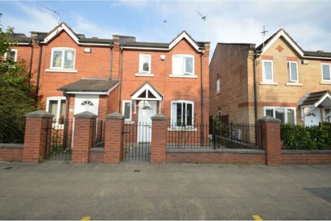 Thumbnail Terraced house for sale in Chorlton Road, Manchester