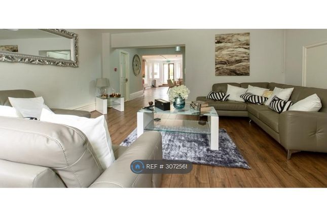 Liverpool photo 5