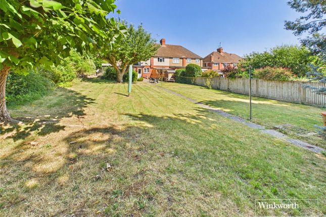 34, Hungerford Drive, Berkshire photo 2