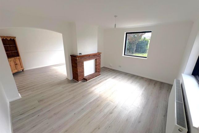 20, Seaford Walk, Corby photo 3