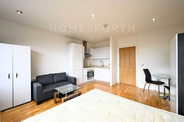 Flat 36 Carnegie House 21, Peterborough Road, Greater London photo 2