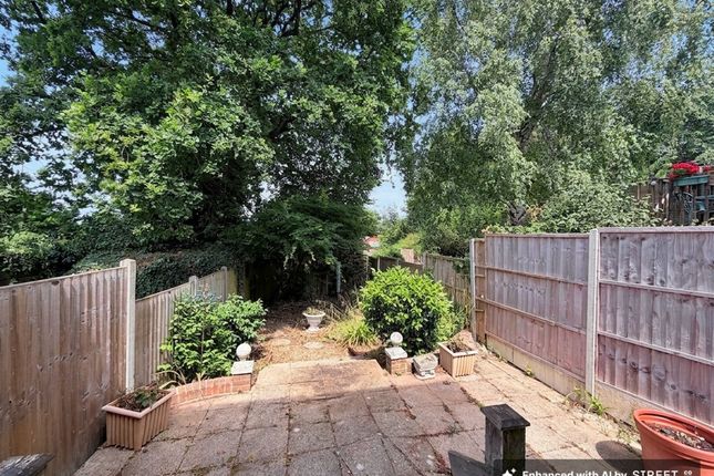 30 Bond Road, Southampton photo 3