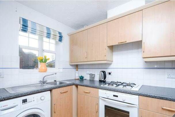 Friarscroft Way, Aylesbury photo 4
