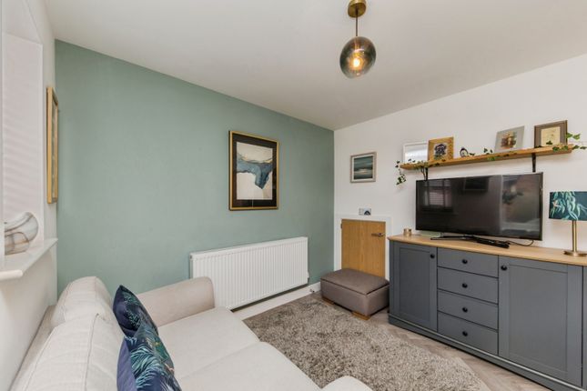 5, Hamman Drive, Cheshire photo 4