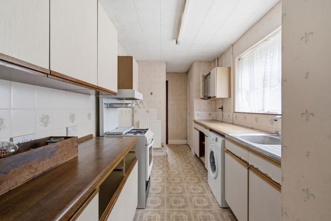 26 Kingswick Drive, Ascot photo 4